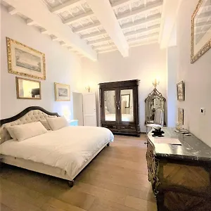 Bed & Breakfast Borgo Pinti Le Stanze Dei Nobili, Florence